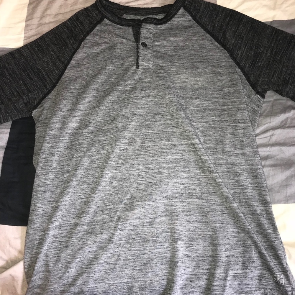 American Eagle Henley Tee (M - Gray)